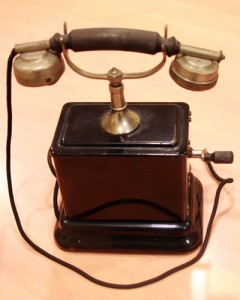 telefono ericsson 1900